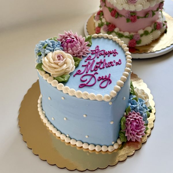 Mother's Day Heart Cake - Image 2